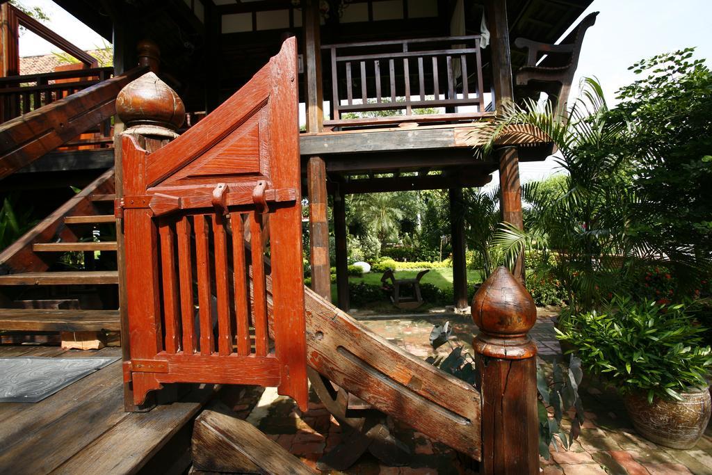 Отель Ayutthaya Retreat Экстерьер фото